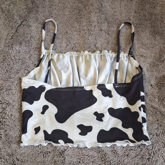 😍 3/$12 SHEIN Black & White Cow Print Camisole - Picture 2 of 3